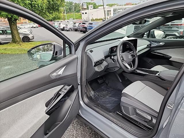 new 2025 Volkswagen ID.4 car, priced at $40,994