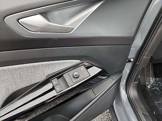 new 2025 Volkswagen ID.4 car, priced at $40,994