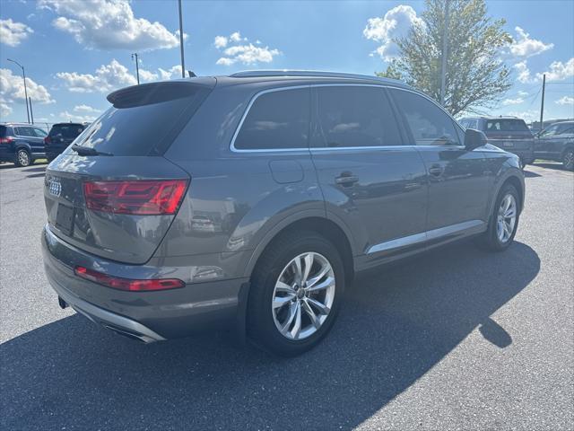 used 2019 Audi Q7 car, priced at $21,795