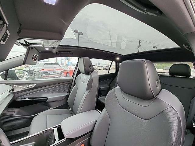 new 2025 Volkswagen ID.4 car, priced at $45,655
