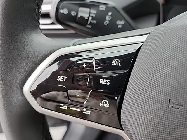 new 2025 Volkswagen ID.4 car, priced at $45,655