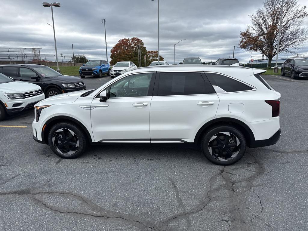 used 2025 Kia Sorento Hybrid car, priced at $36,795
