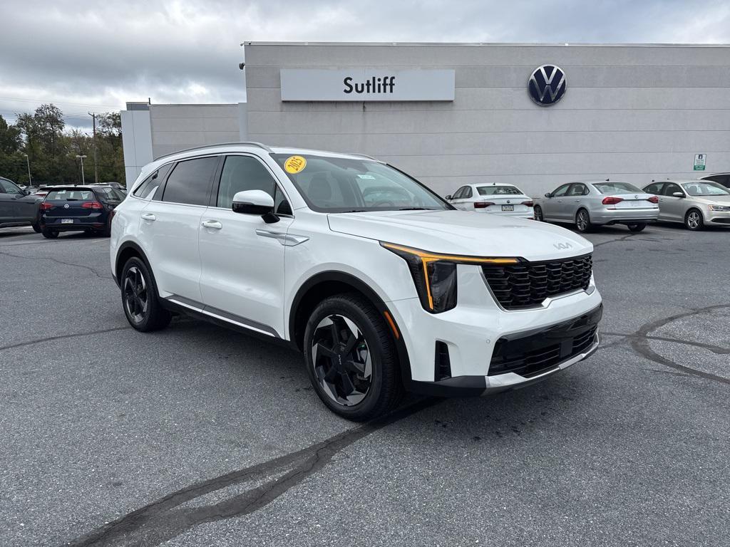 used 2025 Kia Sorento Hybrid car, priced at $36,795
