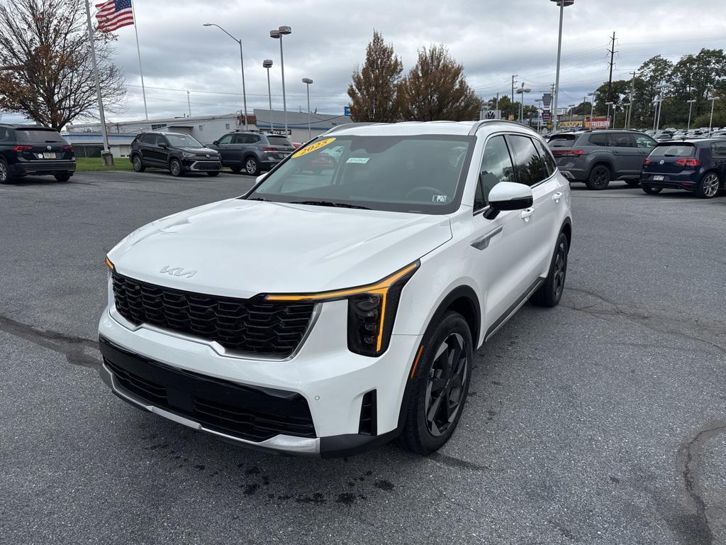 used 2025 Kia Sorento Hybrid car, priced at $36,795