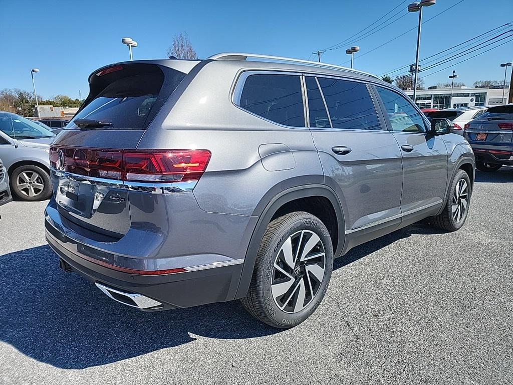 new 2025 Volkswagen Atlas car, priced at $44,756