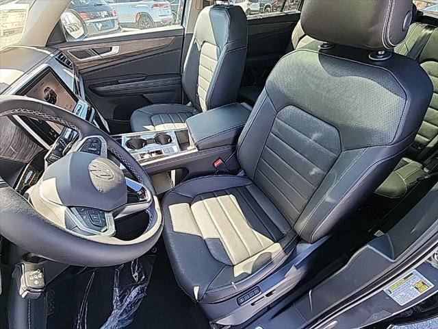 new 2025 Volkswagen Atlas car, priced at $46,506
