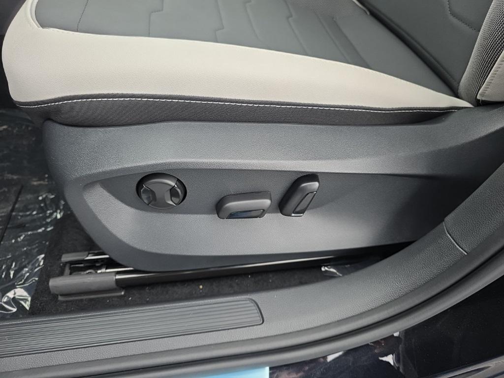 new 2026 Volkswagen Taos car, priced at $33,490