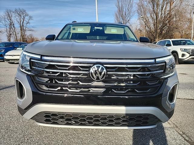 new 2025 Volkswagen Atlas car, priced at $46,048