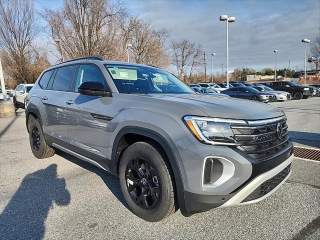 new 2025 Volkswagen Atlas car, priced at $46,048