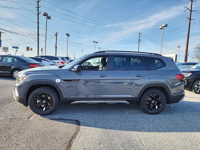 new 2025 Volkswagen Atlas car, priced at $46,048