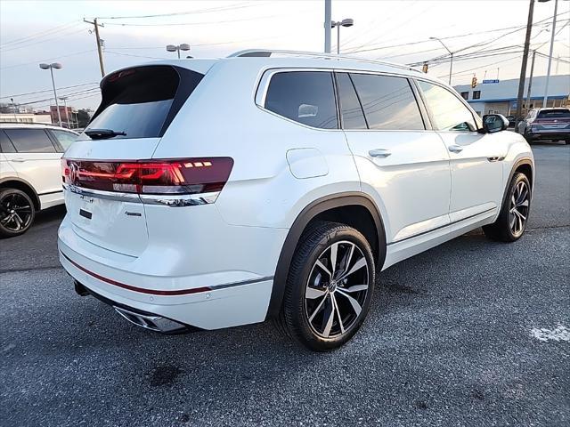 new 2025 Volkswagen Atlas car, priced at $52,282