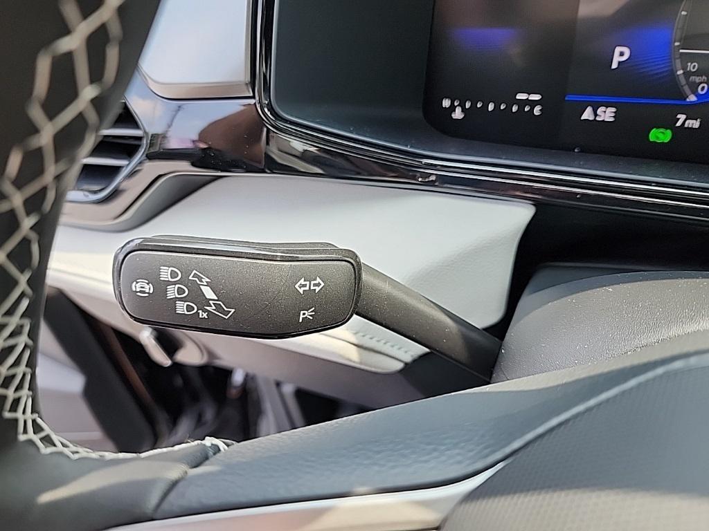 new 2025 Volkswagen Taos car, priced at $25,837