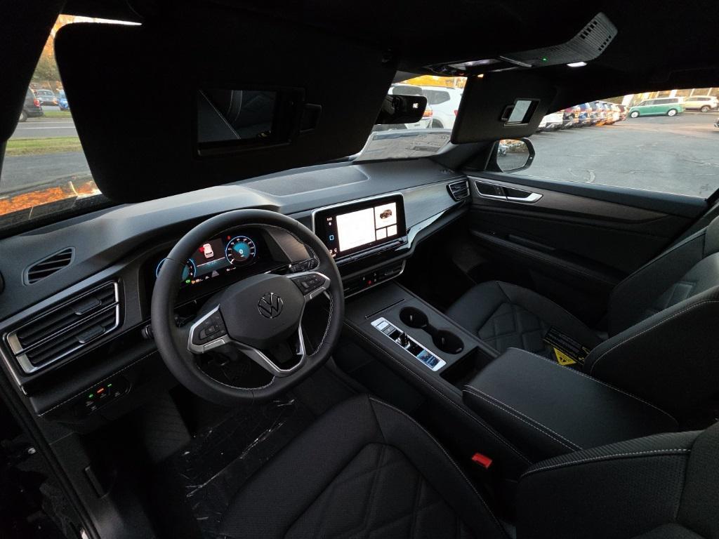 new 2026 Volkswagen Atlas Cross Sport car, priced at $40,212