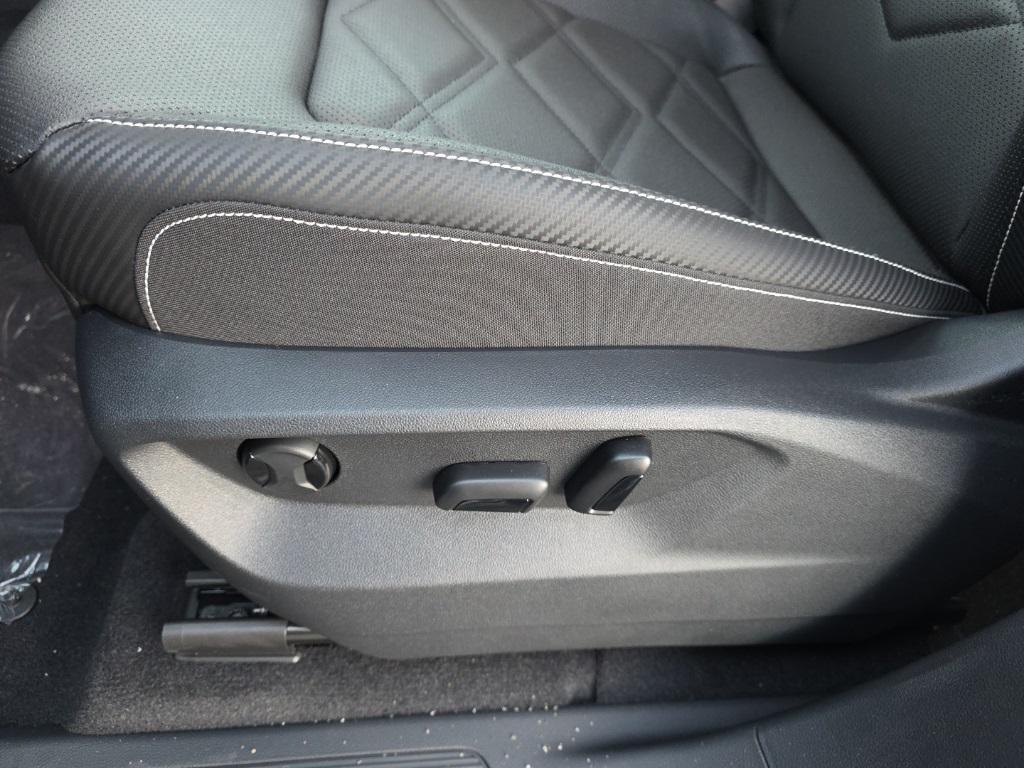 new 2026 Volkswagen Atlas Cross Sport car, priced at $40,212