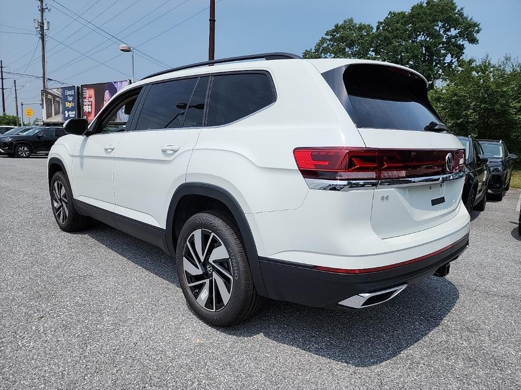 new 2025 Volkswagen Atlas car, priced at $40,238