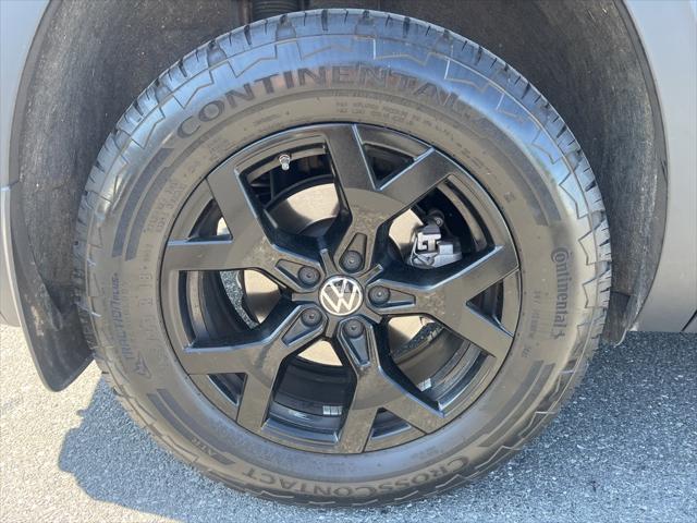 used 2024 Volkswagen Atlas car, priced at $42,143