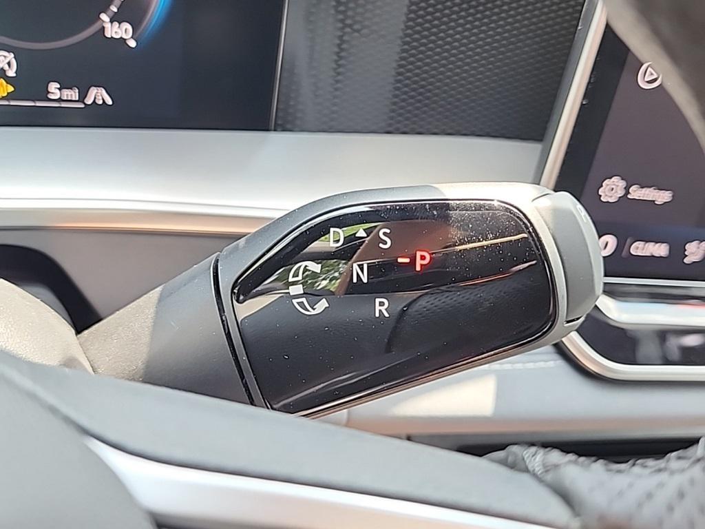 new 2025 Volkswagen Tiguan car, priced at $36,775