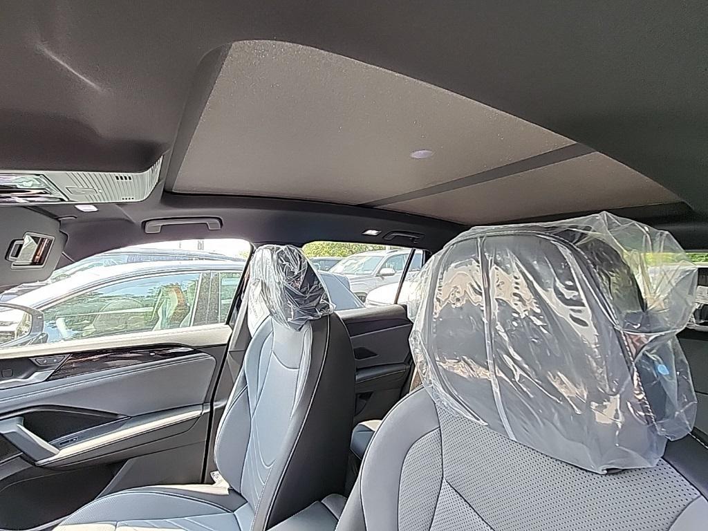 new 2025 Volkswagen Tiguan car, priced at $36,775