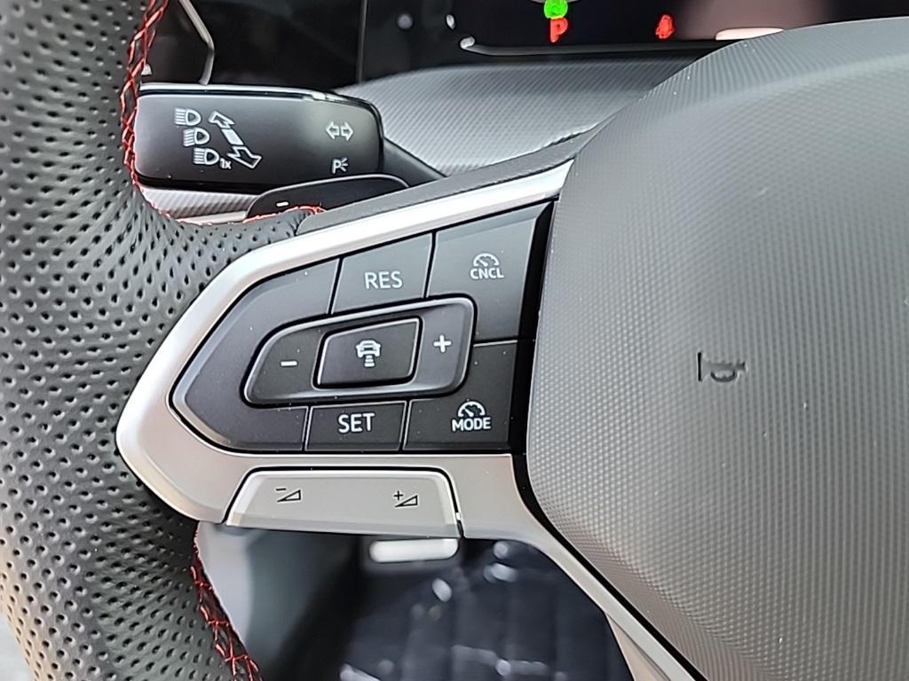 new 2025 Volkswagen Golf GTI car, priced at $33,097