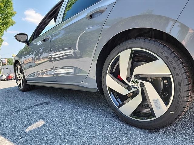 new 2025 Volkswagen Golf GTI car, priced at $33,097