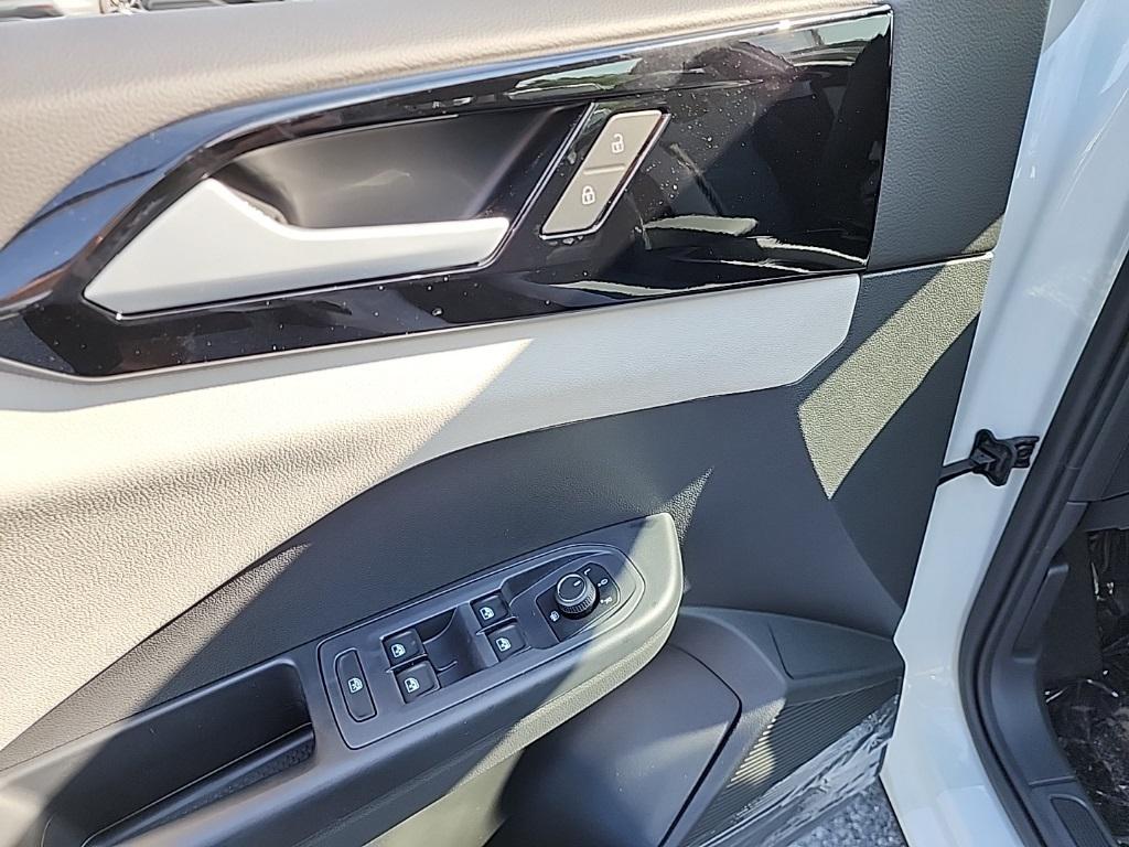 new 2025 Volkswagen Taos car, priced at $28,109