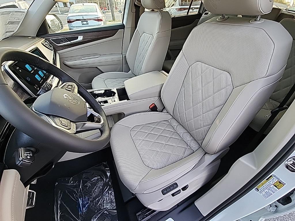 new 2026 Volkswagen Atlas car, priced at $55,007