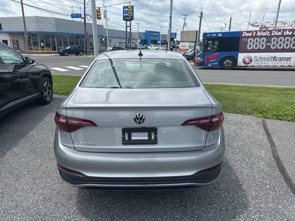 used 2024 Volkswagen Jetta car, priced at $19,894