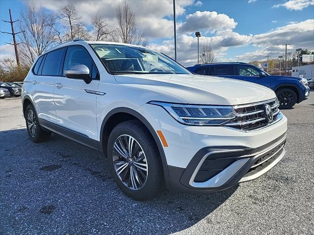 new 2024 Volkswagen Tiguan car, priced at $31,913