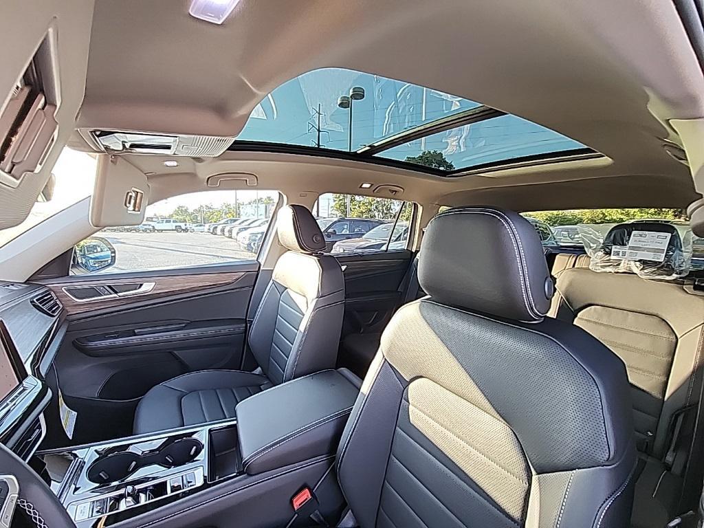 new 2026 Volkswagen Atlas car, priced at $49,225