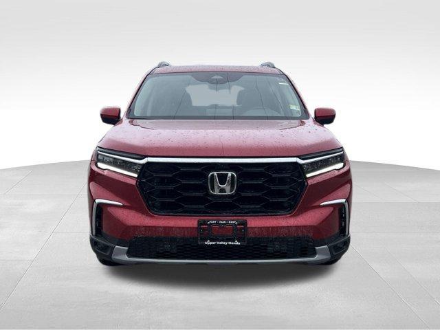 new 2025 Honda Pilot car, priced at $51,821