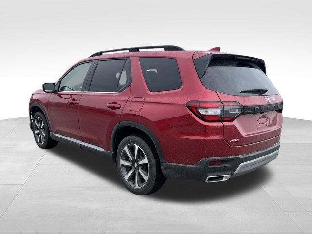 new 2025 Honda Pilot car, priced at $51,821