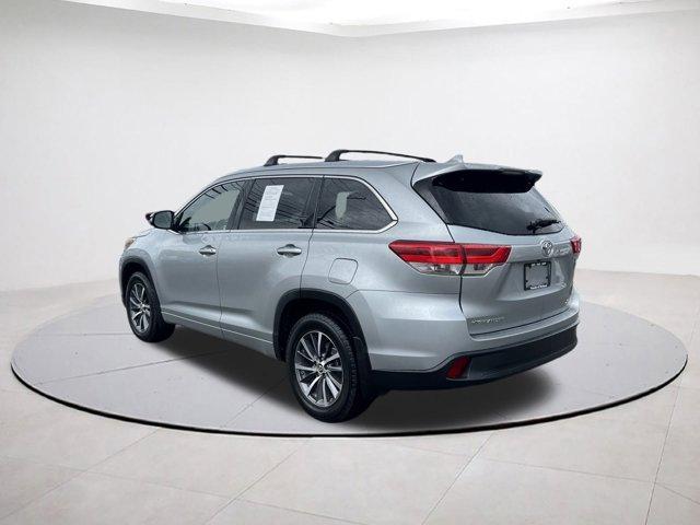 used 2017 Toyota Highlander car, priced at $17,987