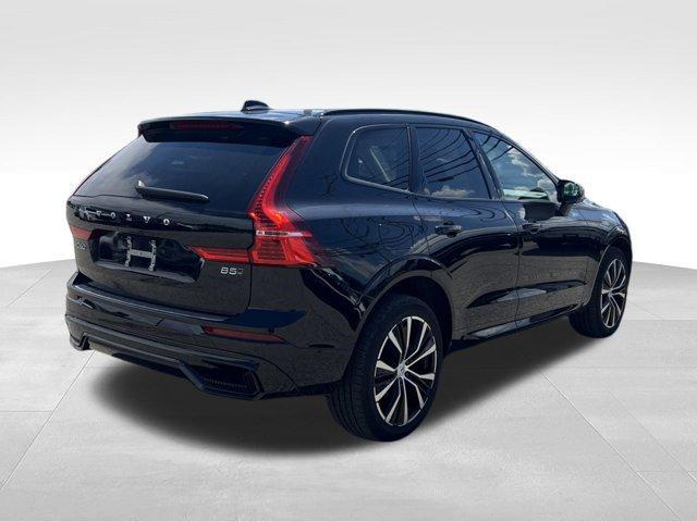 used 2023 Volvo XC60 car, priced at $41,099