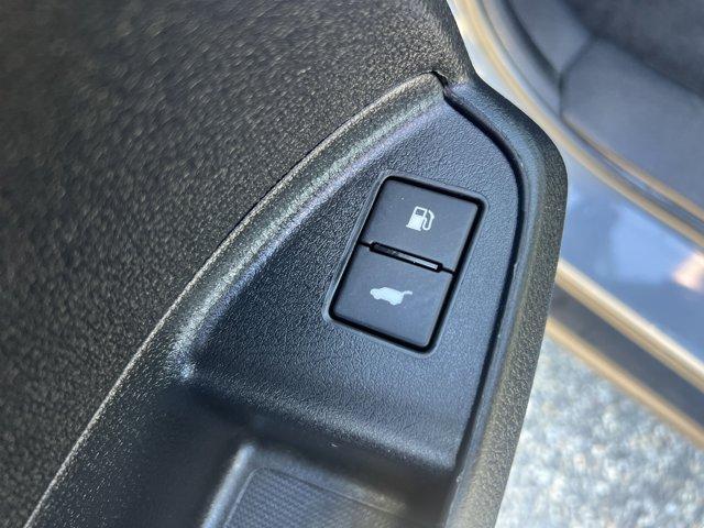 used 2022 Honda Pilot car, priced at $33,030