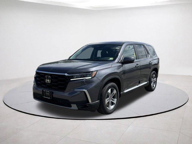 new 2025 Honda Pilot car, priced at $43,286