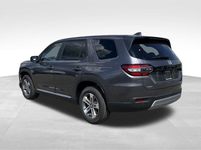 new 2025 Honda Pilot car, priced at $44,598