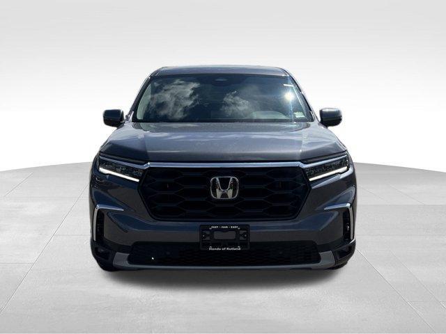 new 2025 Honda Pilot car, priced at $44,598