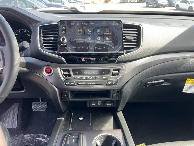 new 2025 Honda Ridgeline car, priced at $41,128