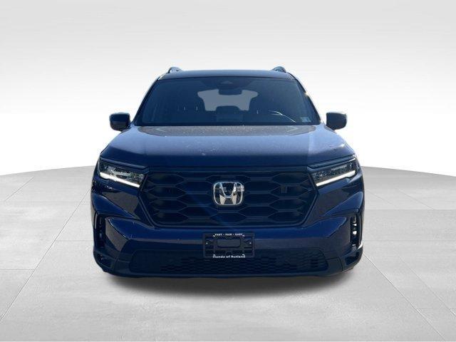 new 2025 Honda Pilot car, priced at $42,204