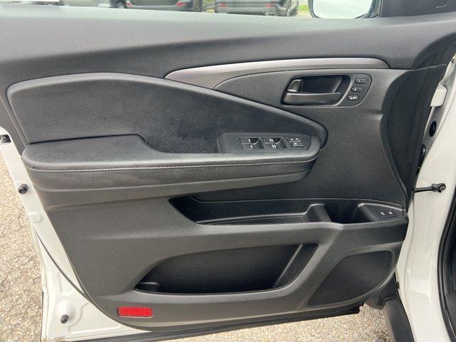 used 2022 Honda Passport car, priced at $29,005