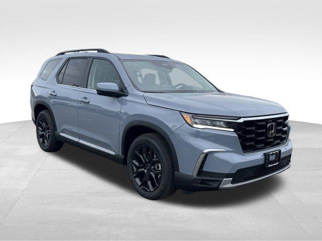 new 2025 Honda Pilot car, priced at $50,382