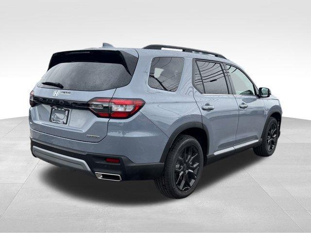 new 2025 Honda Pilot car, priced at $50,382