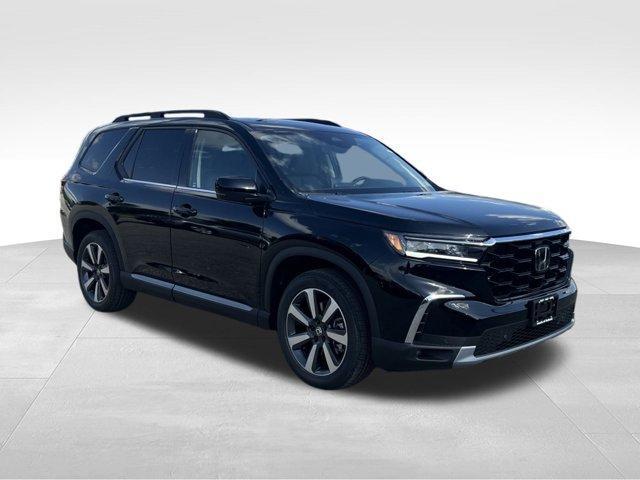 new 2025 Honda Pilot car, priced at $48,852