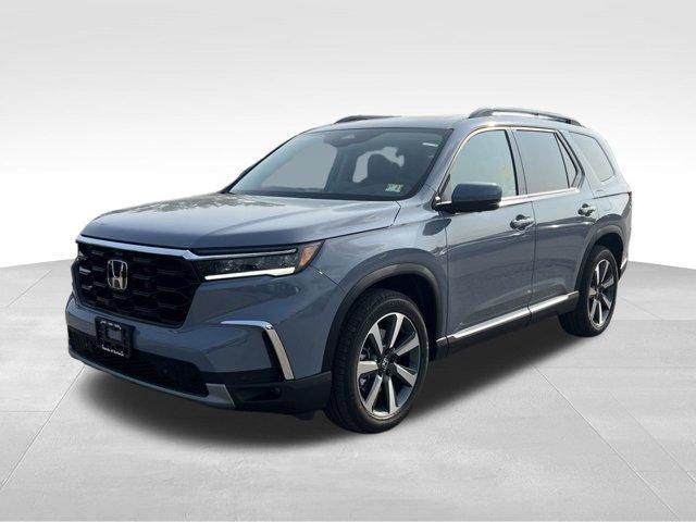 new 2025 Honda Pilot car, priced at $52,617