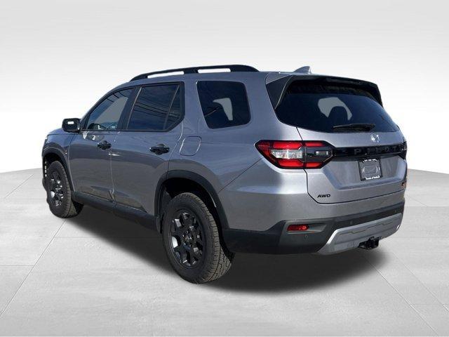new 2025 Honda Pilot car, priced at $47,746
