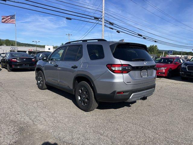 new 2025 Honda Pilot car, priced at $48,199