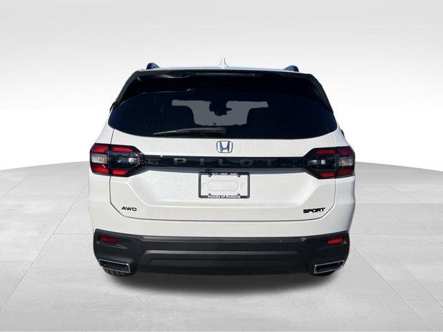 new 2025 Honda Pilot car, priced at $41,745