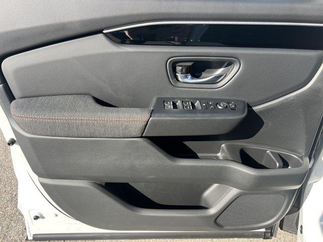 new 2025 Honda Pilot car, priced at $41,745