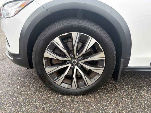 used 2021 Volvo V90 Cross Country car, priced at $32,581