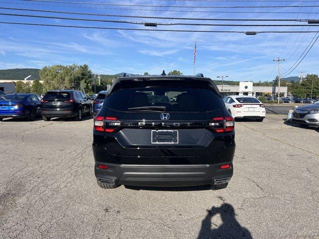 new 2025 Honda Pilot car, priced at $41,469
